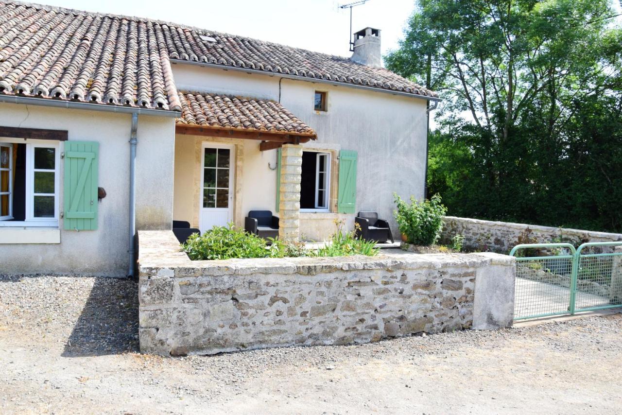 Maison Charismatique A Saint-Germier Avec Jardin Cloture. Exterior foto
