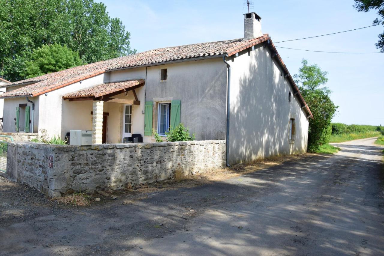 Maison Charismatique A Saint-Germier Avec Jardin Cloture. Exterior foto